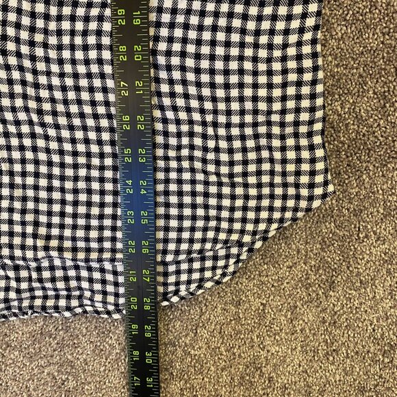 Merona Women's Tunic Shirt Size XL Checked Long Sleeves Buttons Two Pockets GUC - Picture 10 of 10
